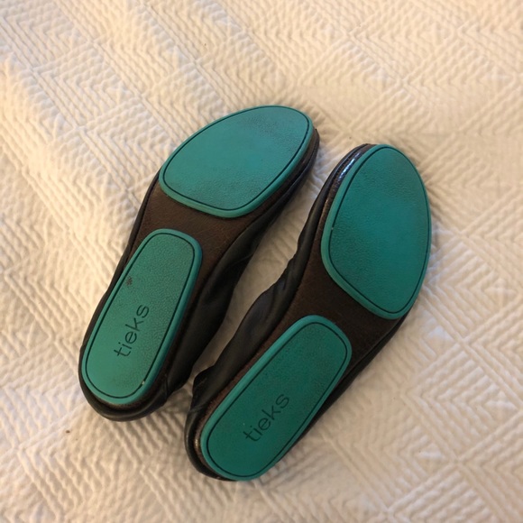 Black Matte Tieks Size 5 - Picture 2 of 6